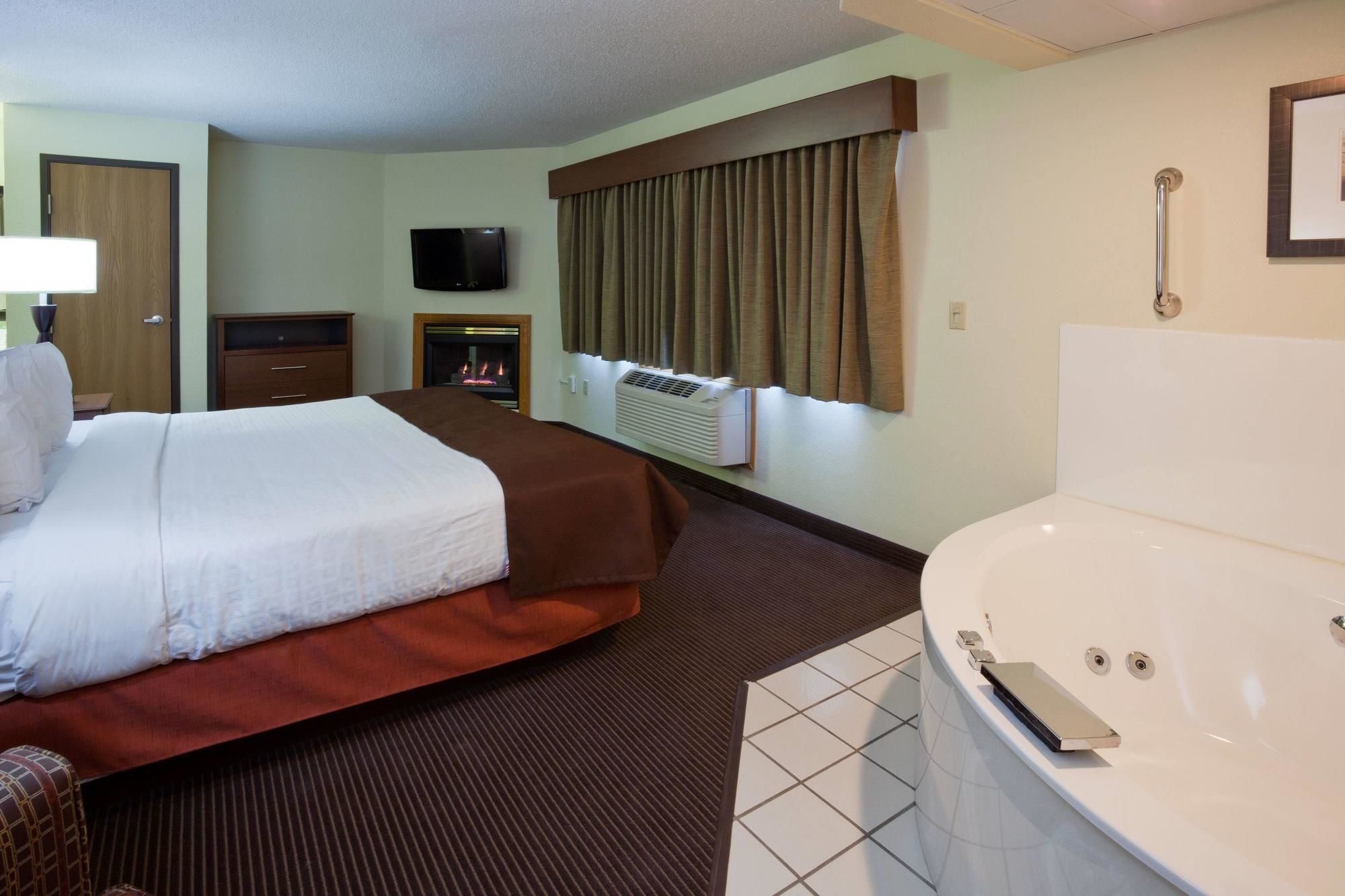 AmericInn Lodge & Suites Bismarck