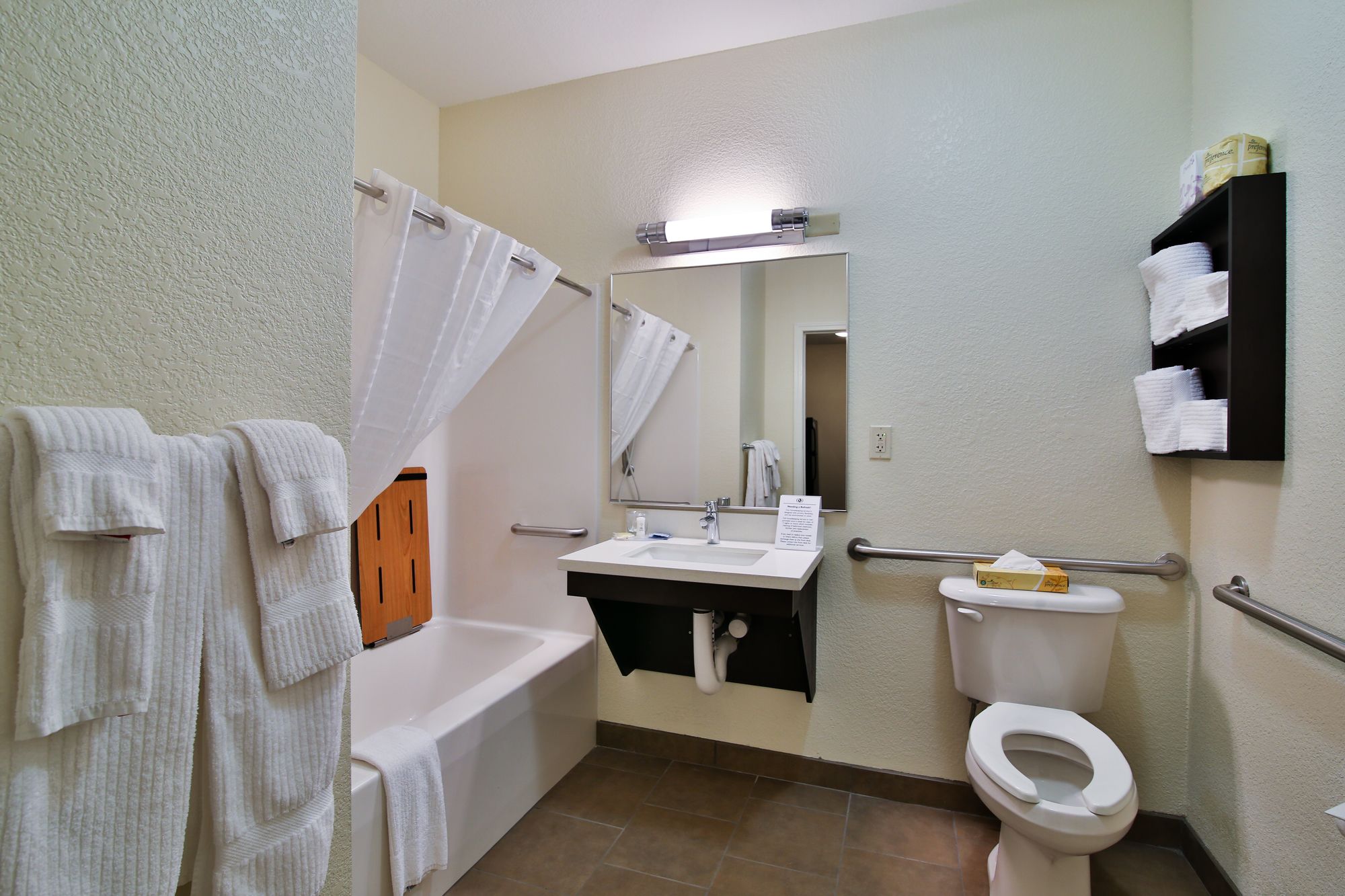 Candlewood Suites Bismarck