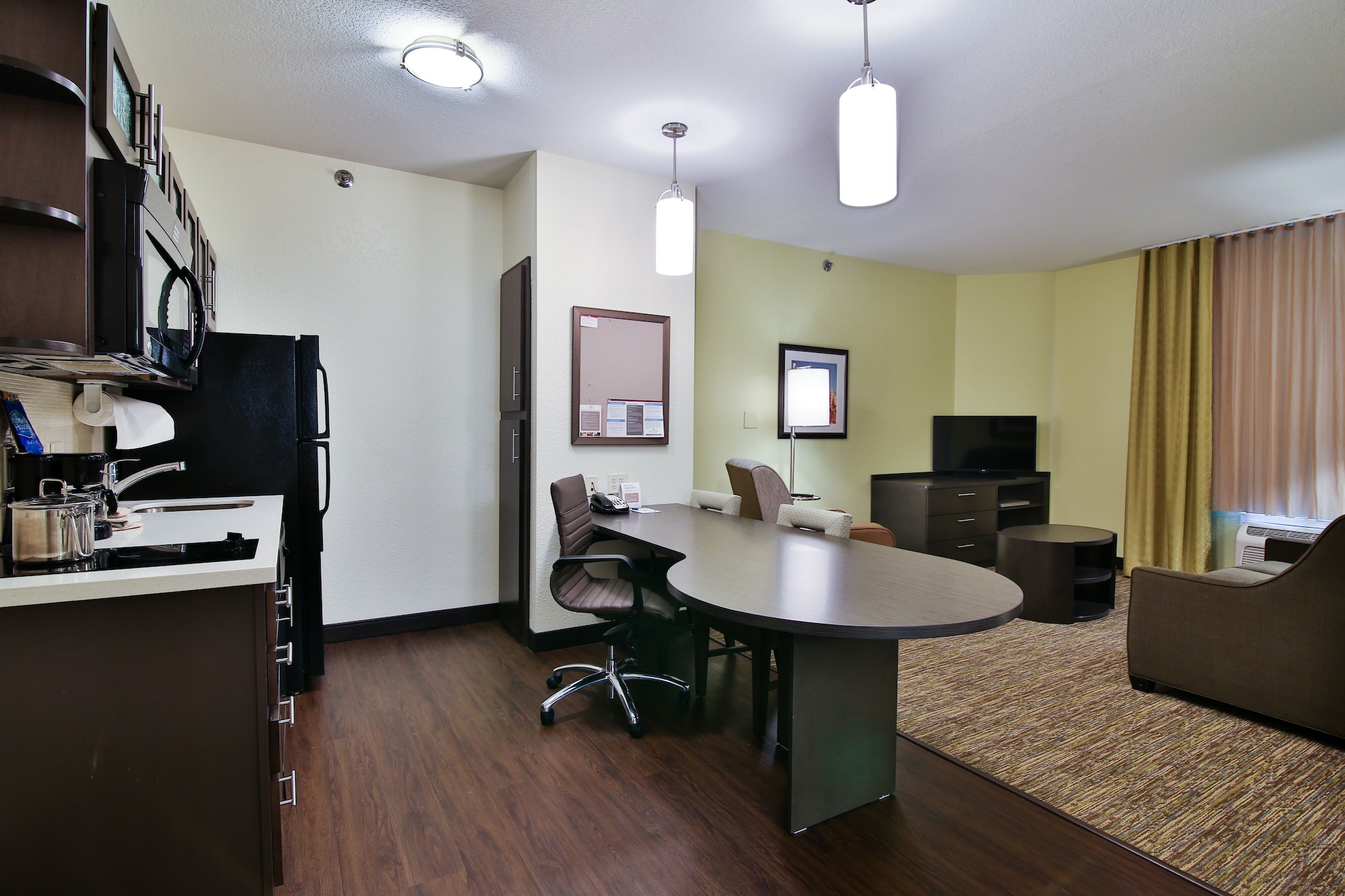 Candlewood Suites Bismarck
