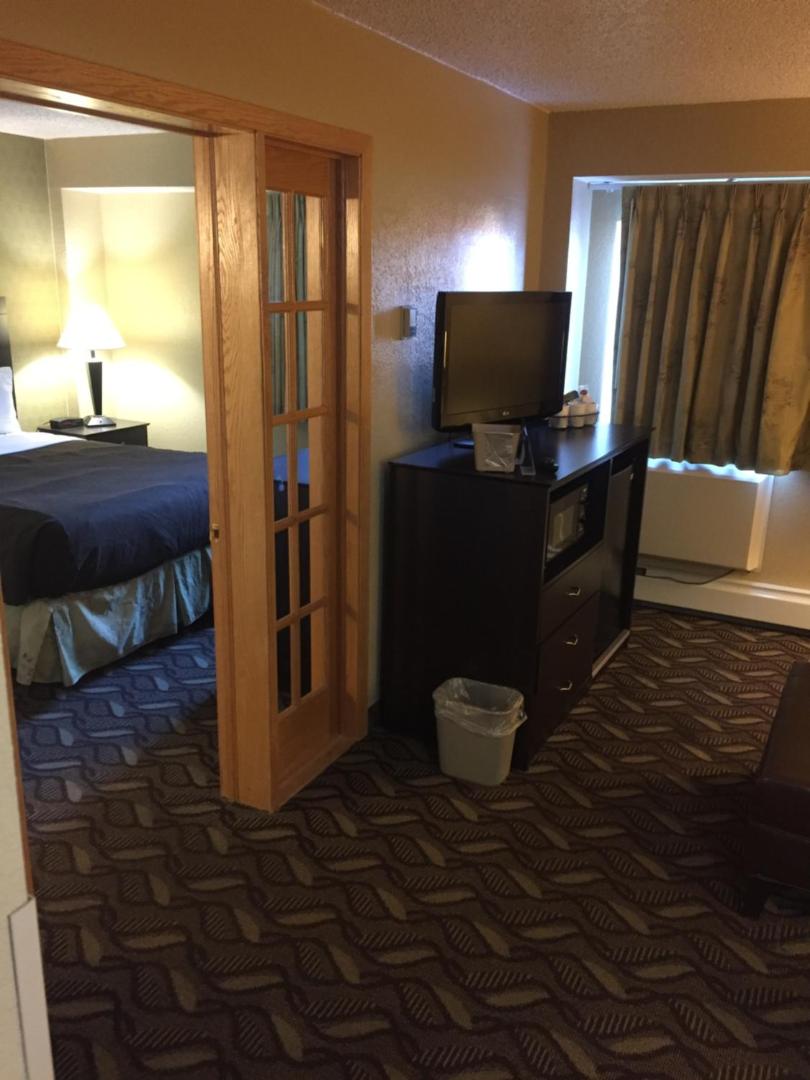 Days Inn by Wyndham Bismarck