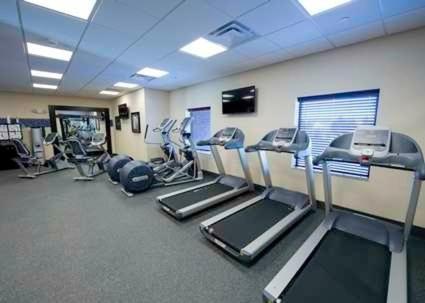 Hampton Inn & Suites Bismarck Northwest