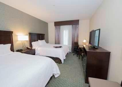 Hampton Inn & Suites Bismarck Northwest