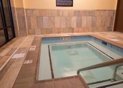 Hampton Inn & Suites Bismarck Northwest
