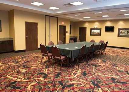 Hampton Inn & Suites Bismarck Northwest
