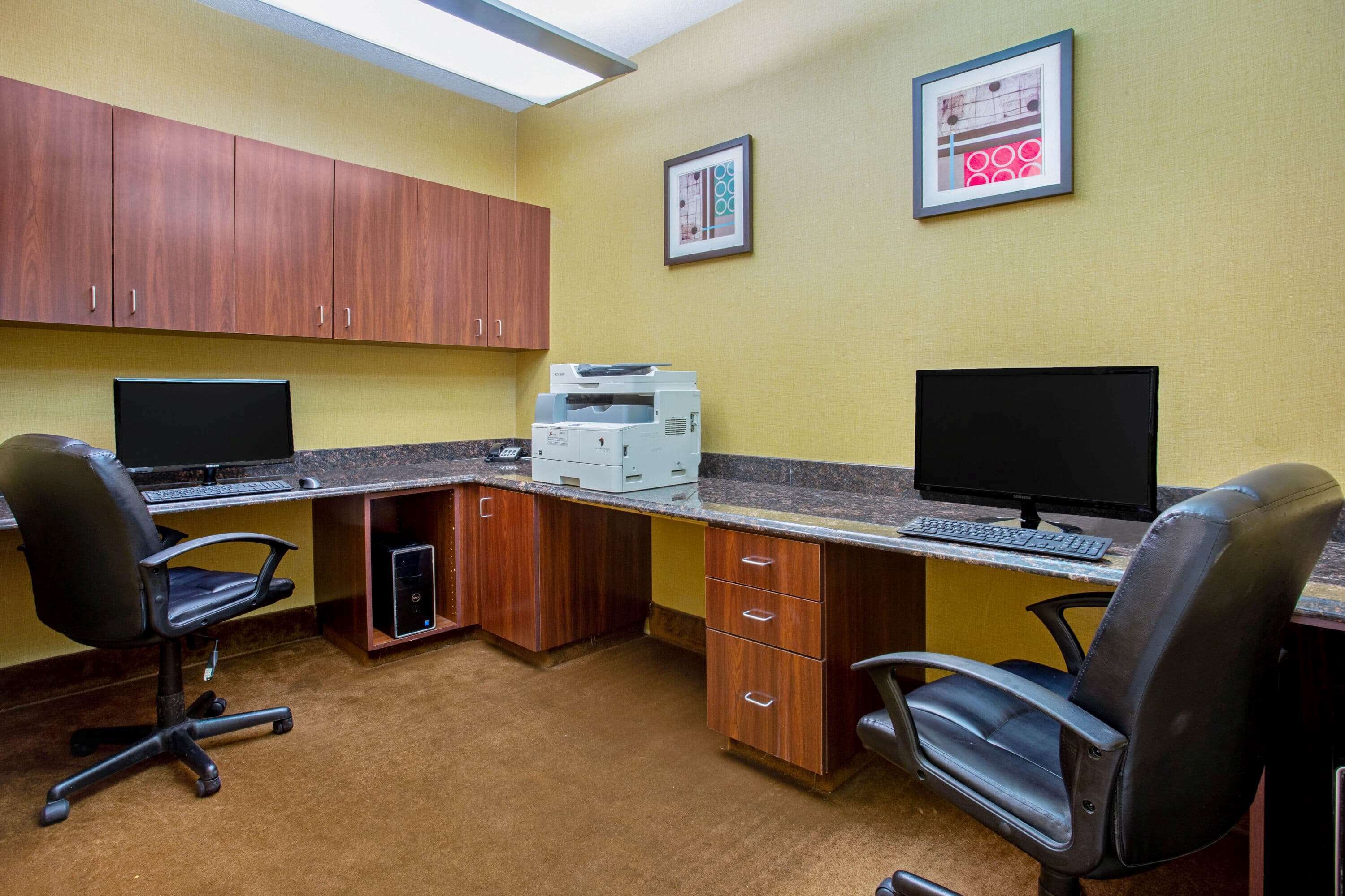 La Quinta Inn & Suites by Wyndham Bismarck