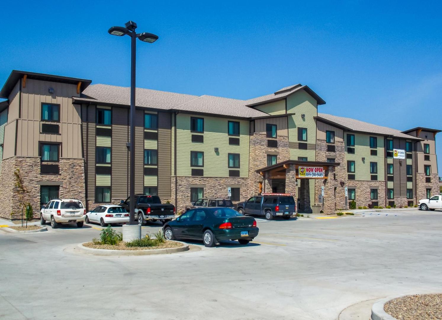 My Place Hotel - Bismarck, ND