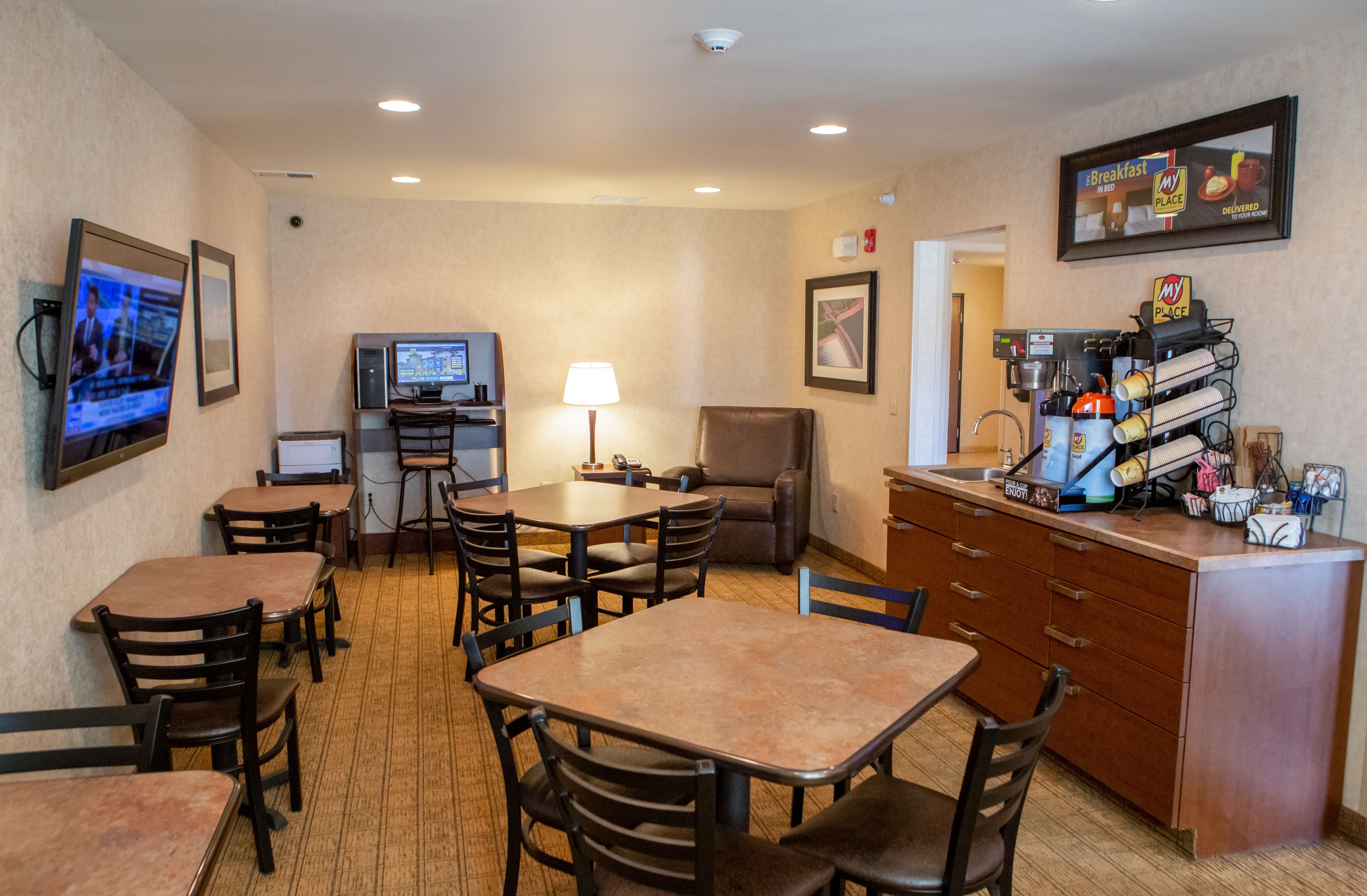 My Place Hotel - Bismarck, ND