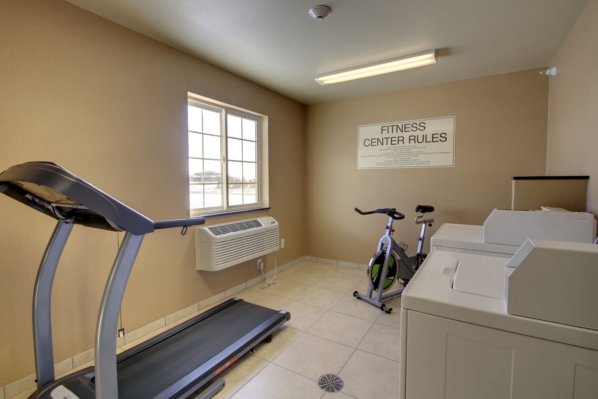 Cobblestone Inn & Suites