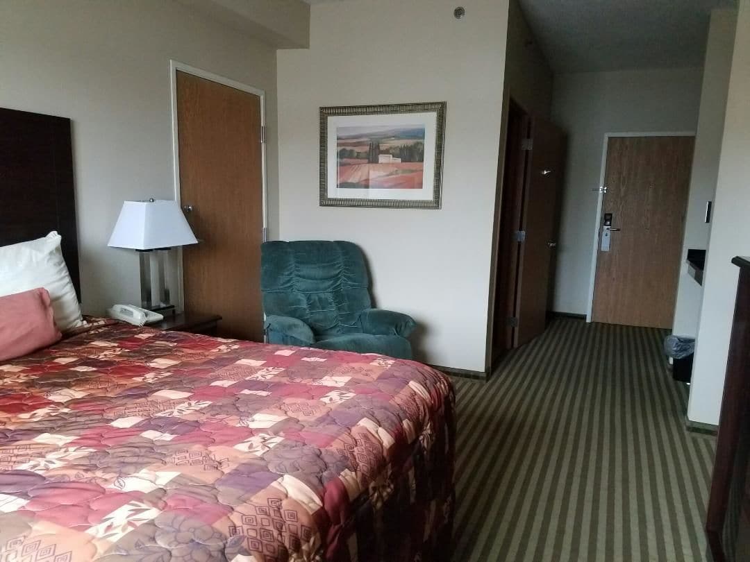 Bowman Inn & Suites