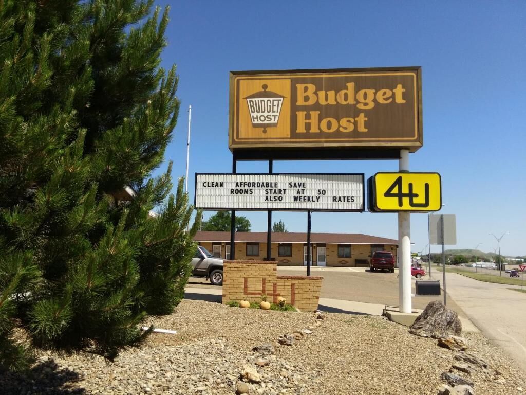 Budget Host 4-U Motel