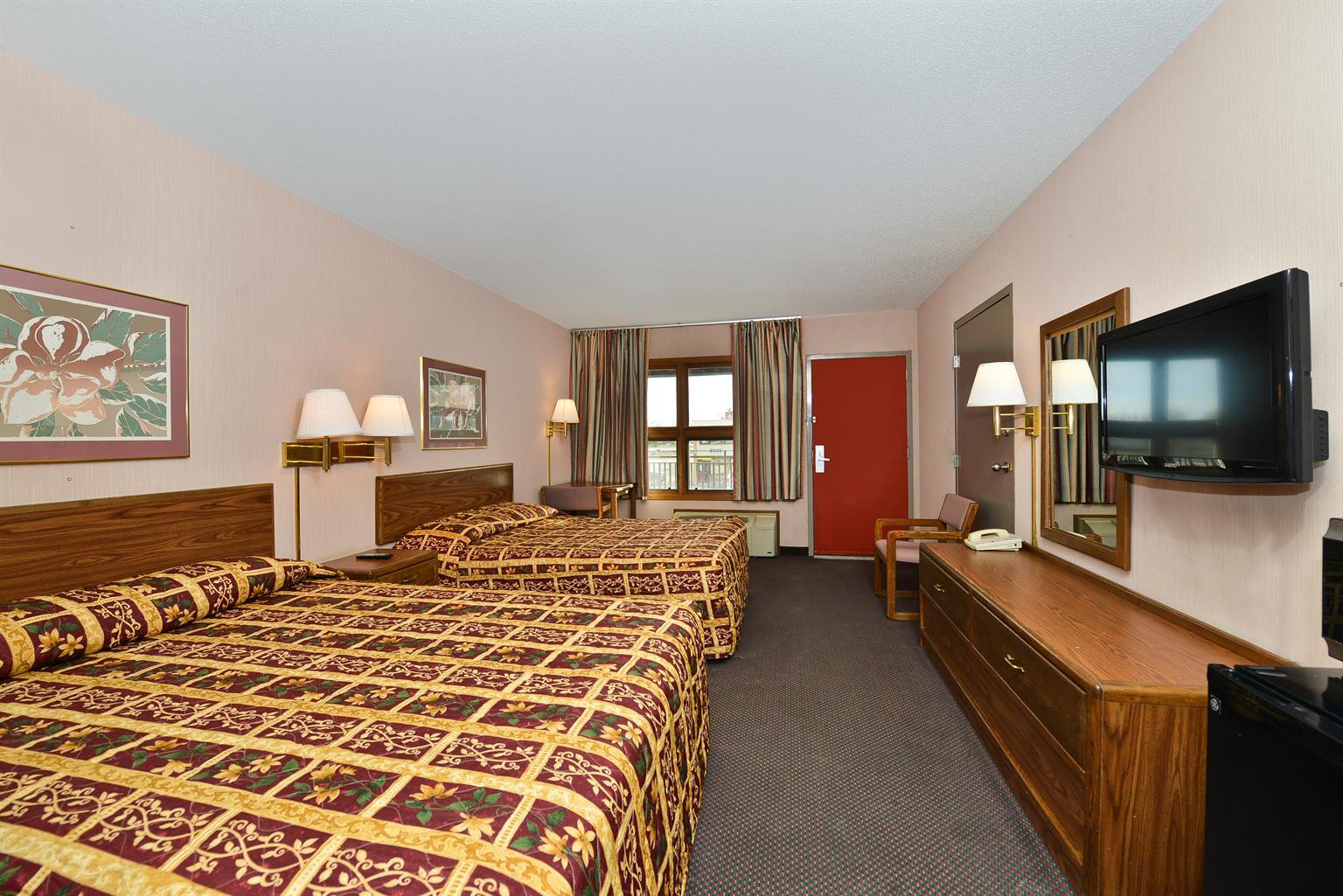 Roadway Inn