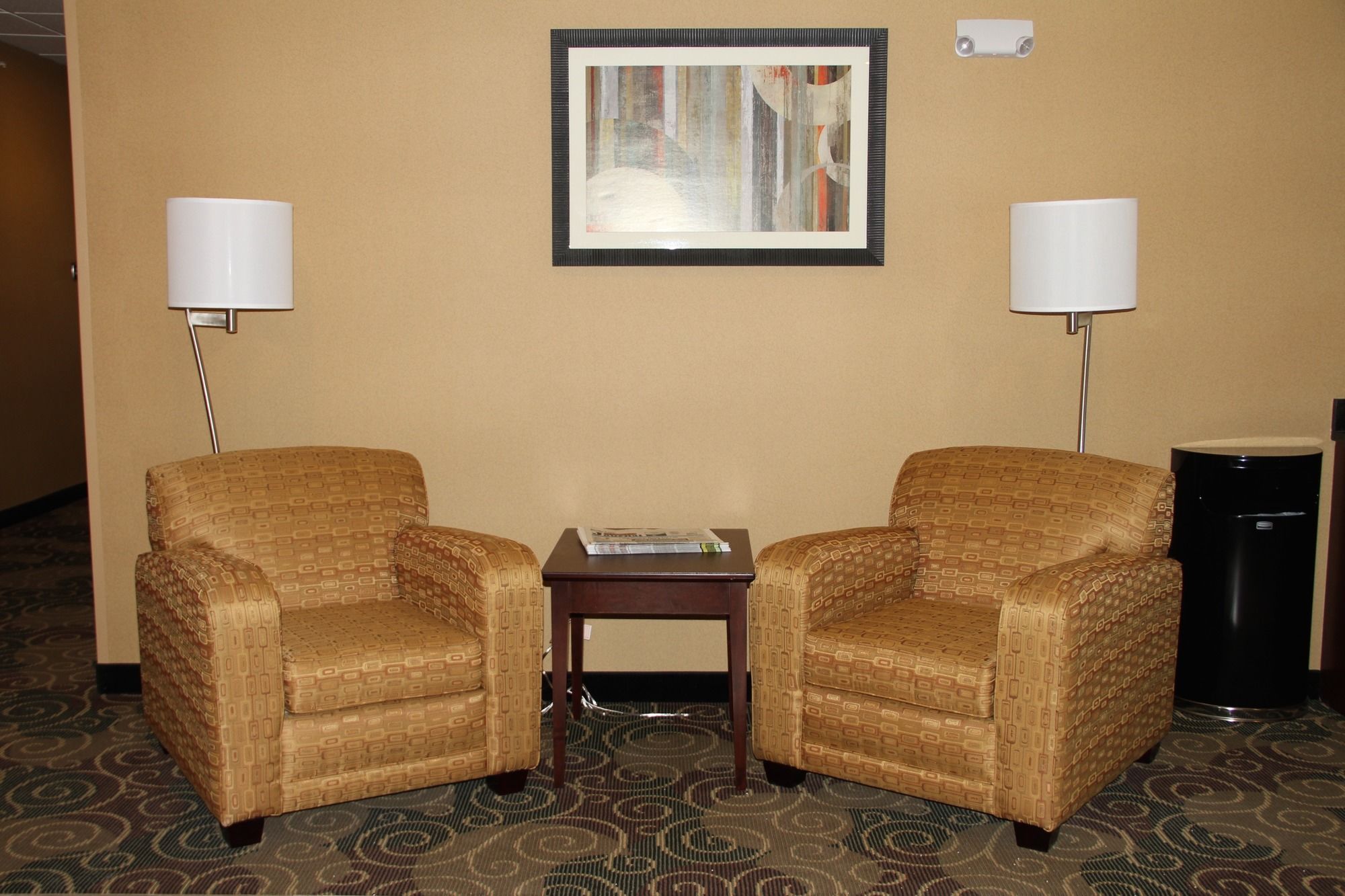 Cobblestone Hotel & Suites - Devils Lake