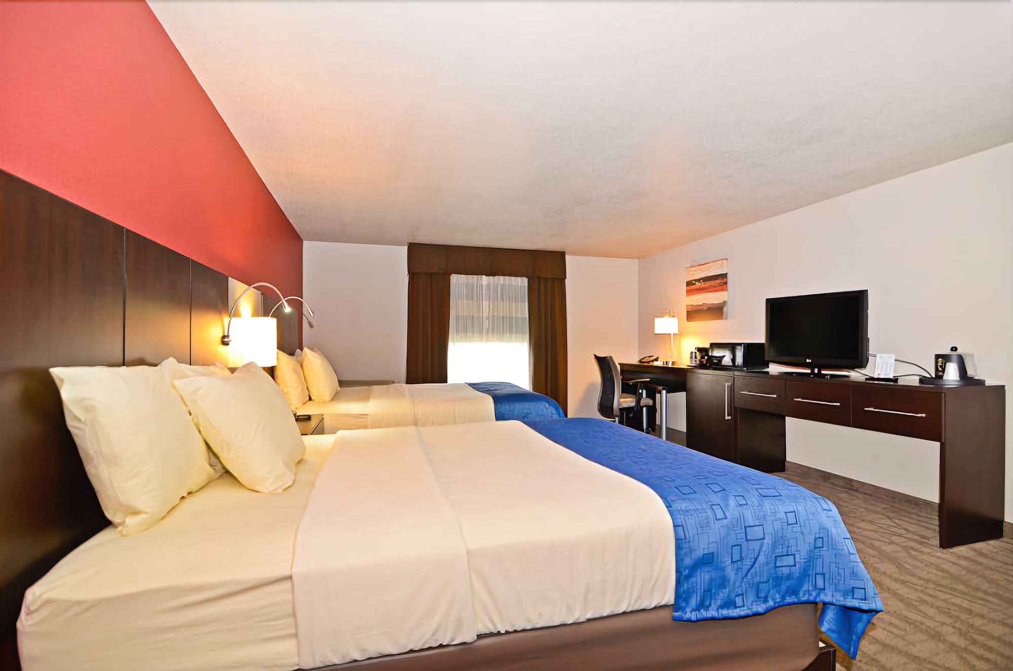 Astoria Hotel And Event Center