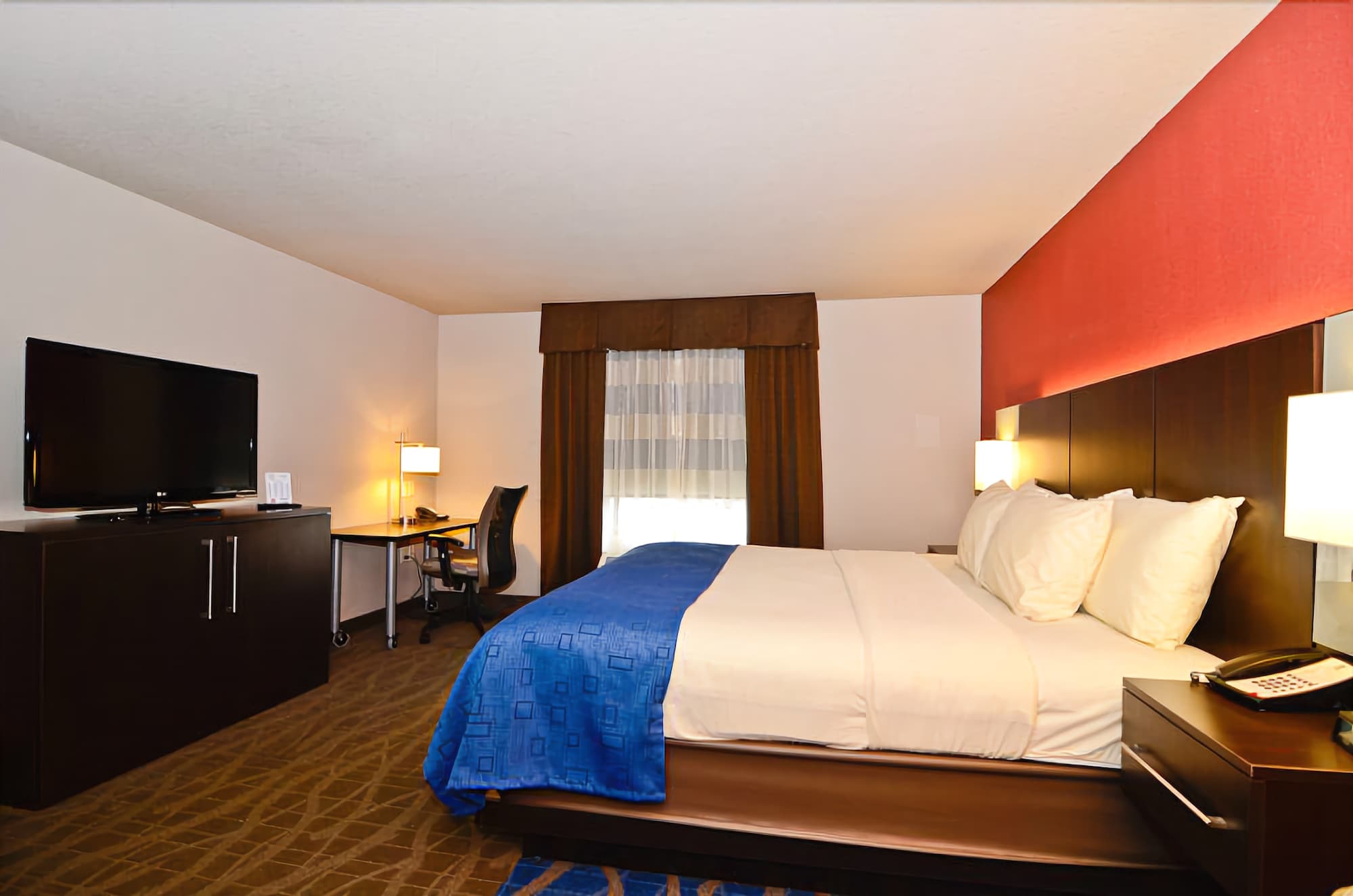 Astoria Hotel And Event Center
