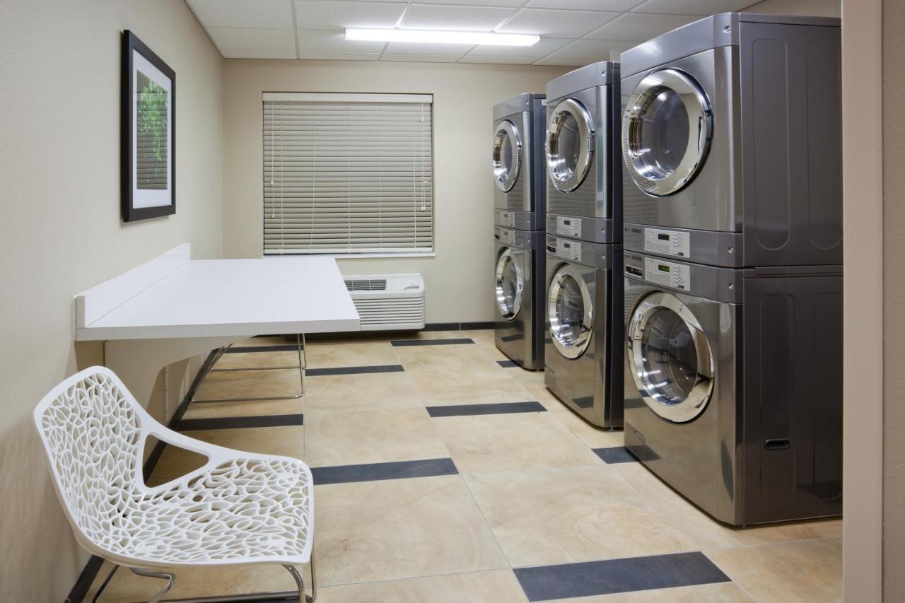 Candlewood Suites Dickinson