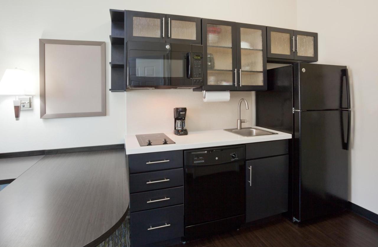 Candlewood Suites Dickinson