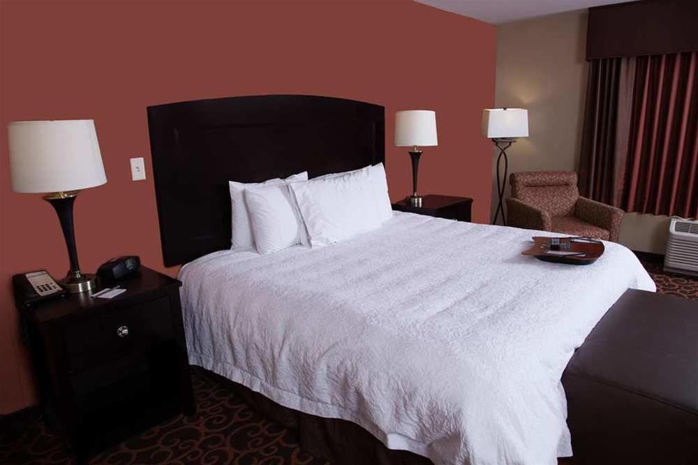 Hampton Inn & Suites Dickinson