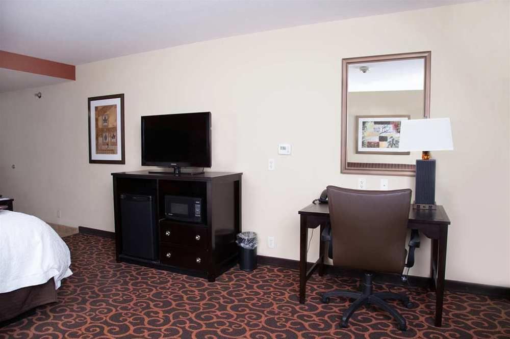 Hampton Inn & Suites Dickinson