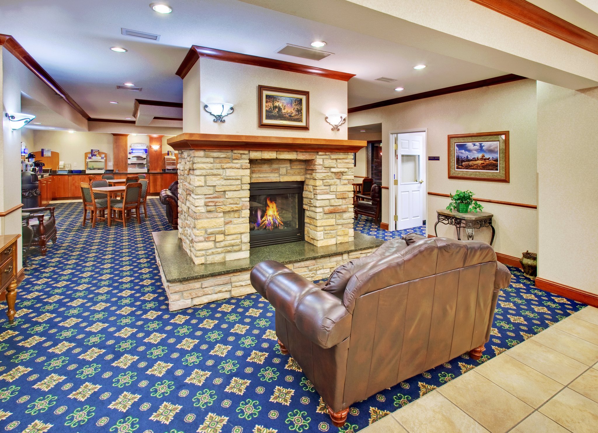 Holiday Inn Express & Suites Dickinson