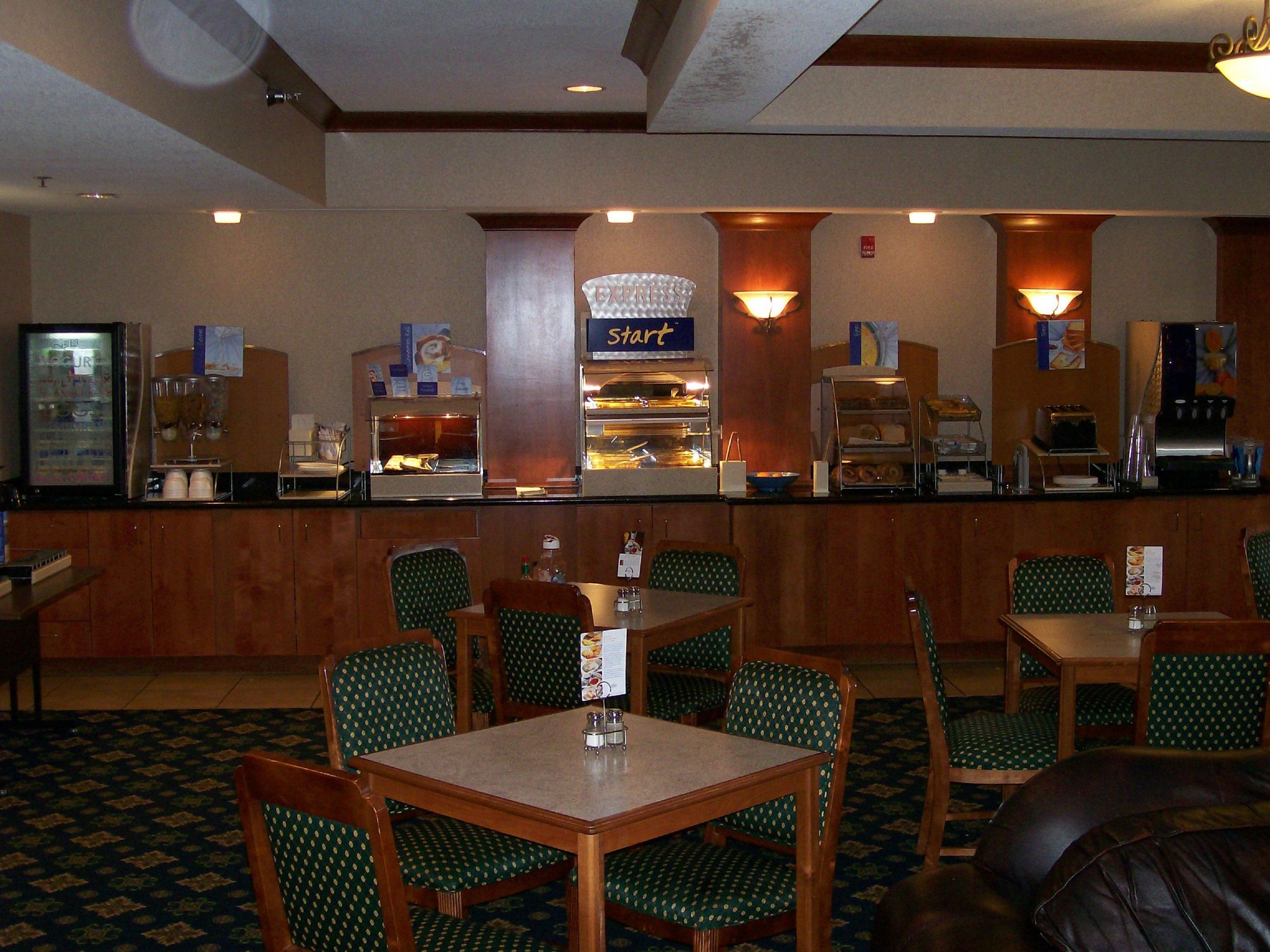 Holiday Inn Express & Suites Dickinson