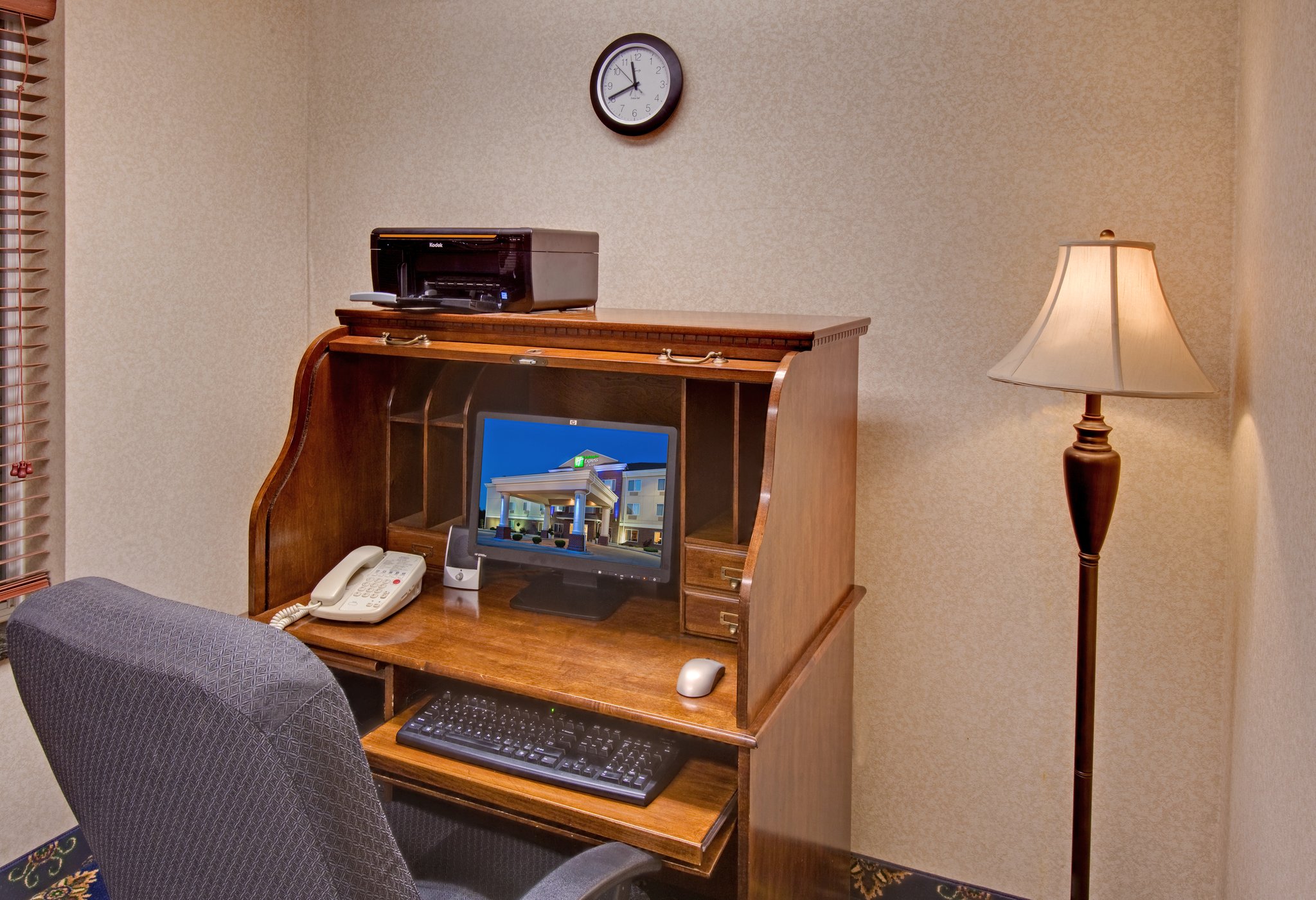 Holiday Inn Express & Suites Dickinson
