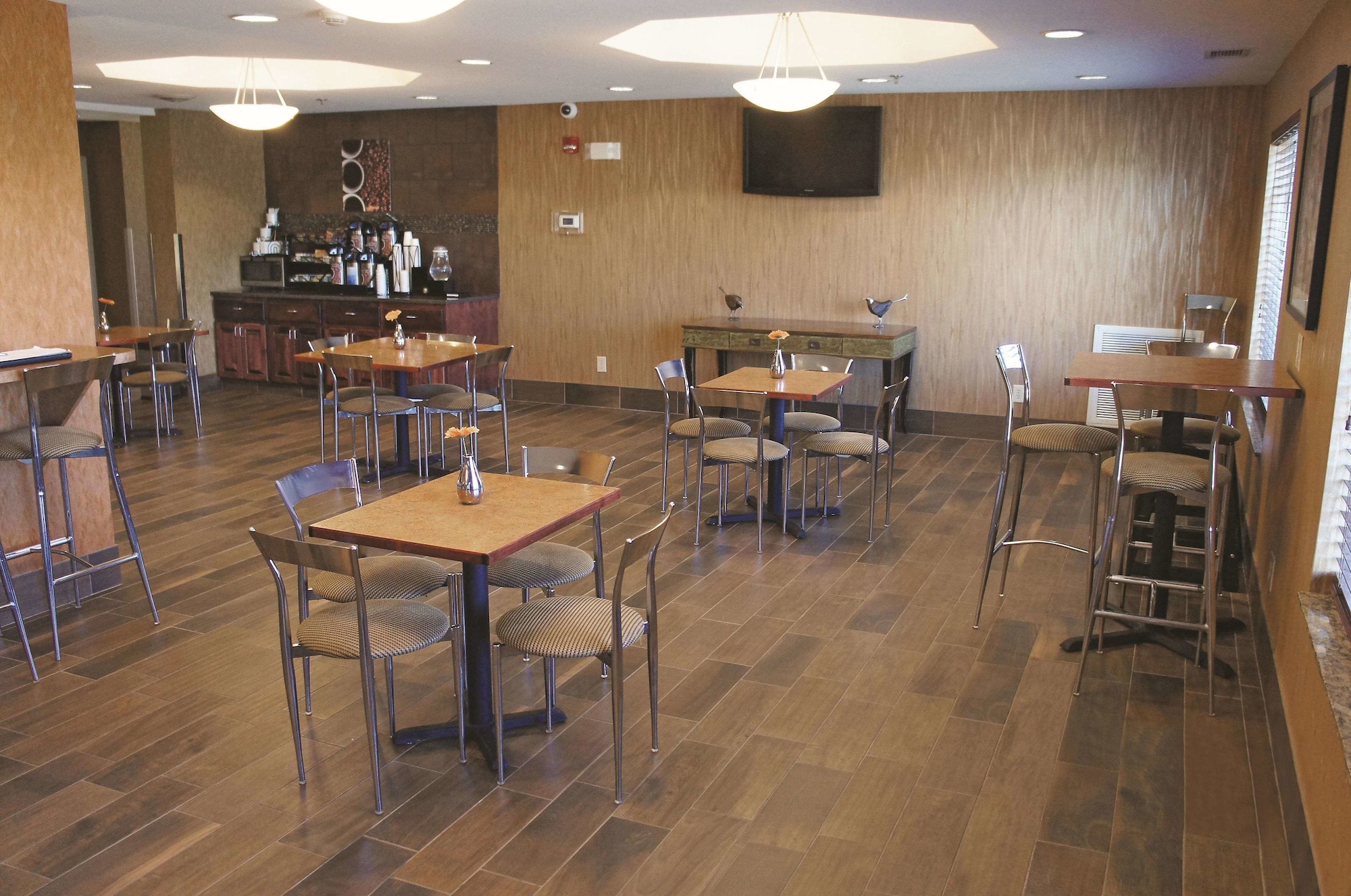 La Quinta Inn & Suites by Wyndham Dickinson