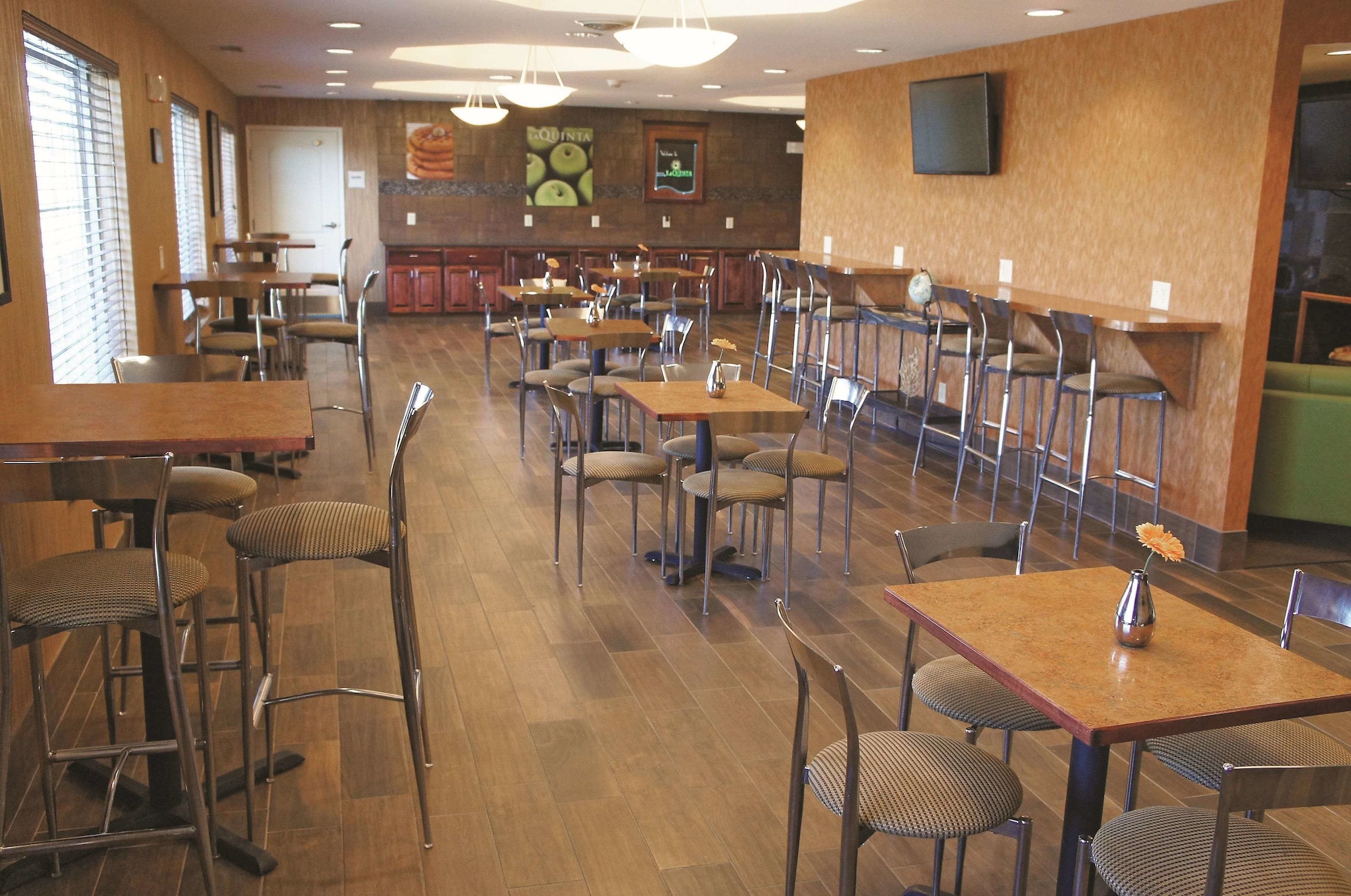 La Quinta Inn & Suites by Wyndham Dickinson