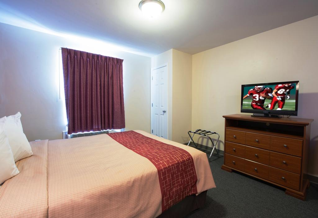 Red Roof Inn & Suites Dickinson
