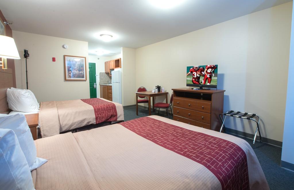 Red Roof Inn & Suites Dickinson