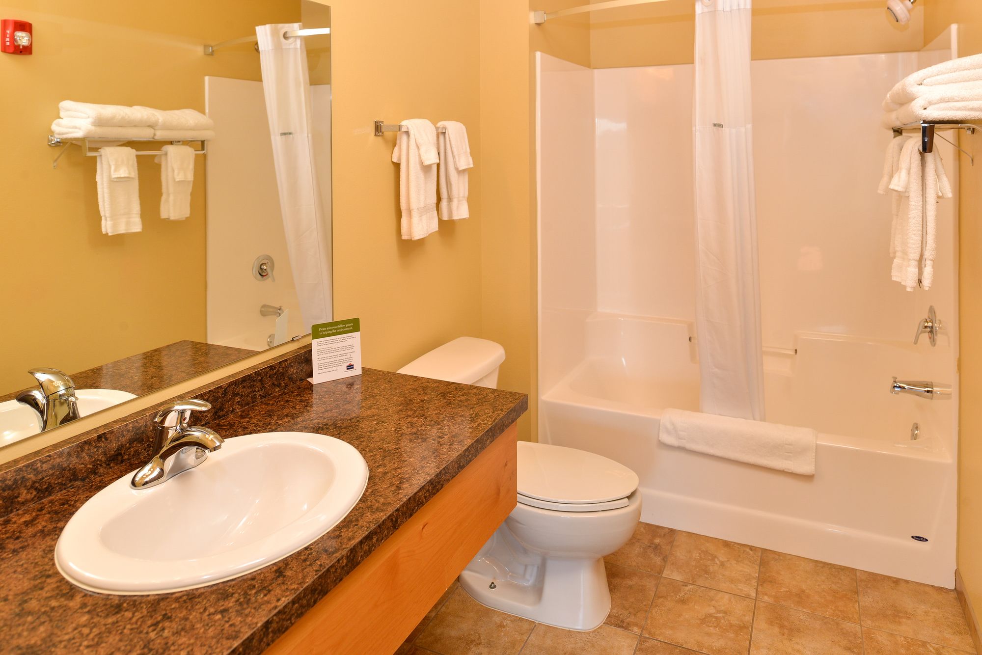 AmericInn by Wyndham Fargo Medical Center