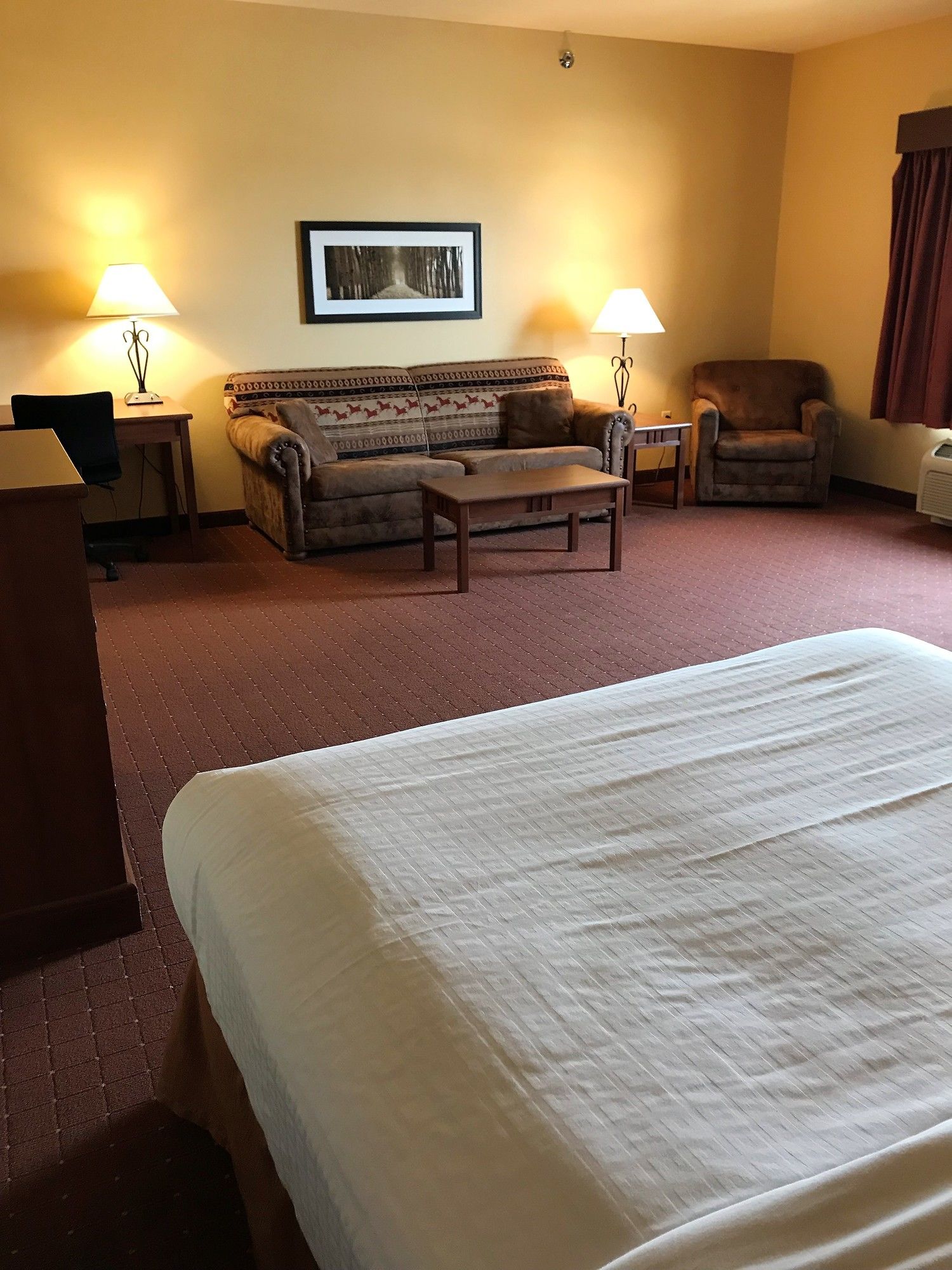 AmericInn by Wyndham Fargo Medical Center