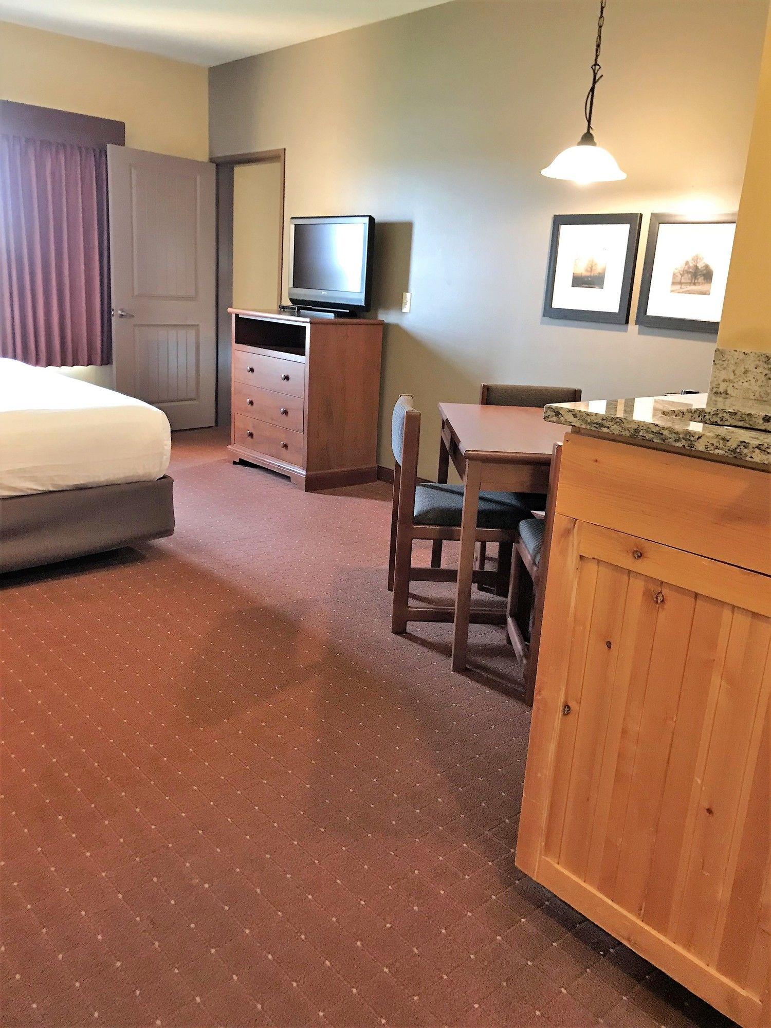 AmericInn by Wyndham Fargo Medical Center