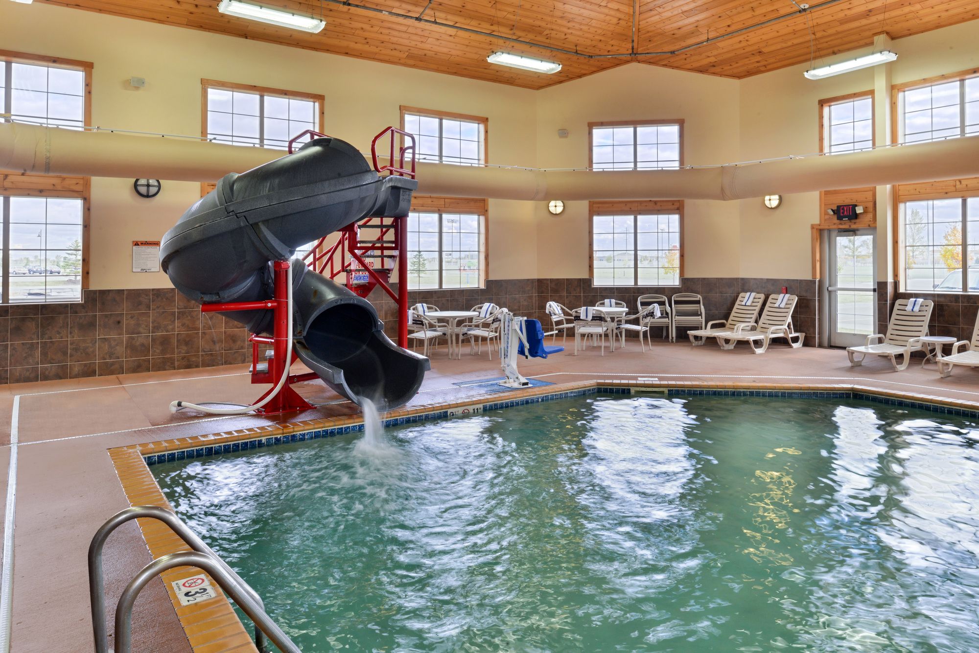 AmericInn by Wyndham Fargo Medical Center