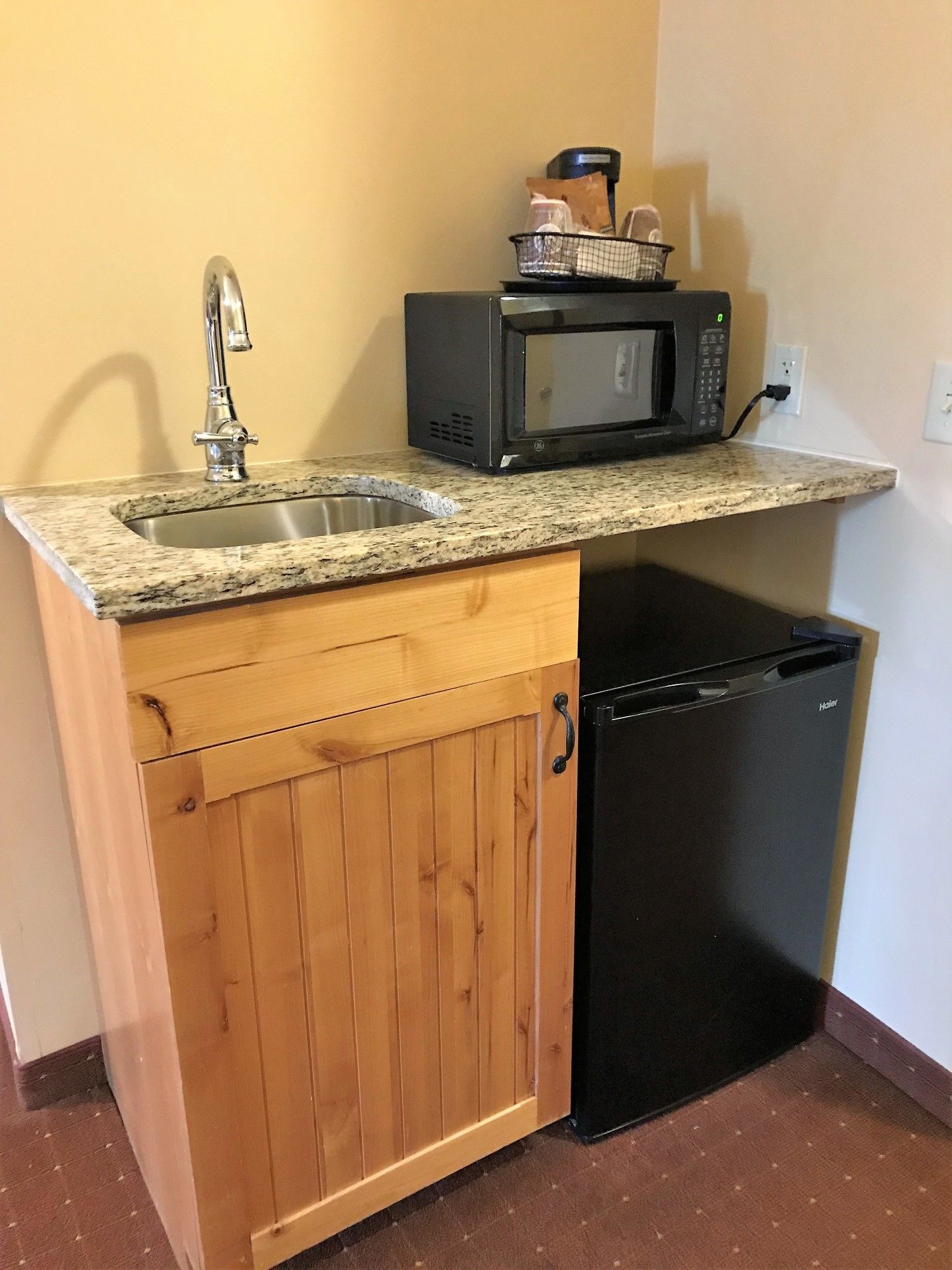 AmericInn by Wyndham Fargo Medical Center