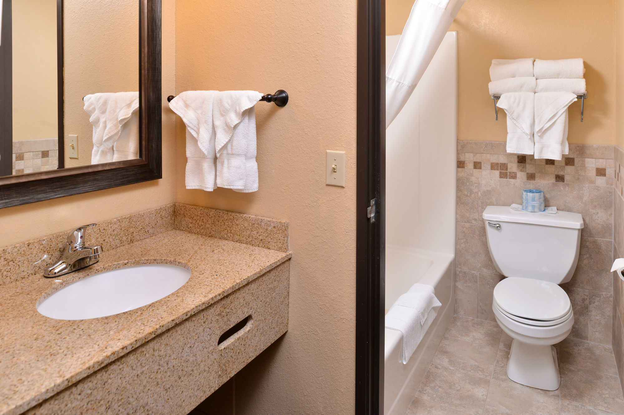 AmericInn by Wyndham Fargo West Acres