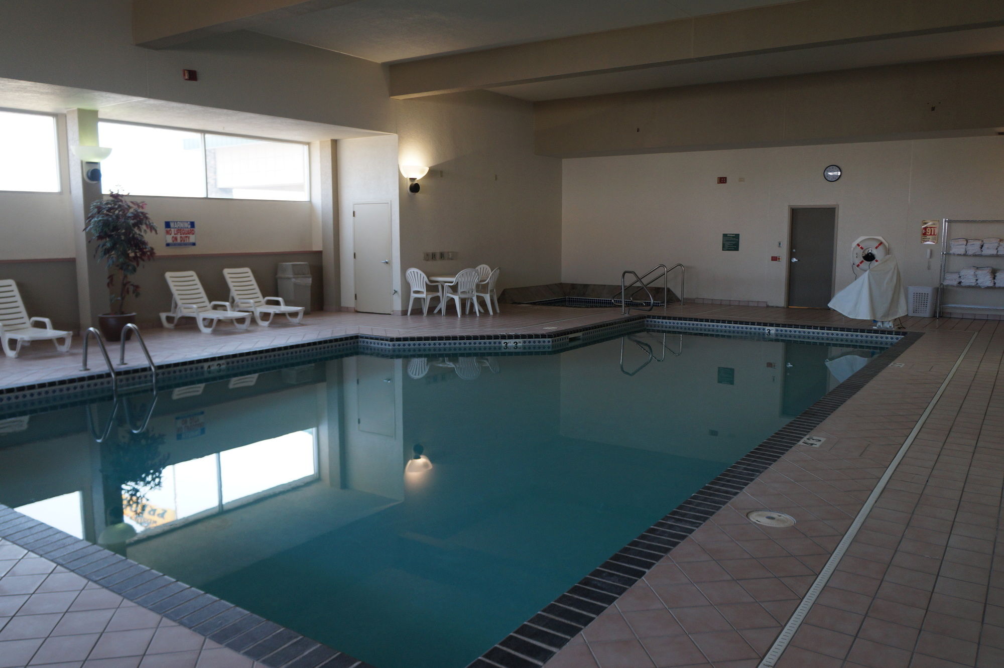 Biltmore Hotel & Suites