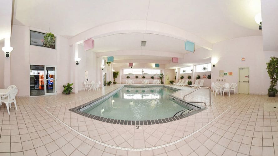 Biltmore Hotel & Suites