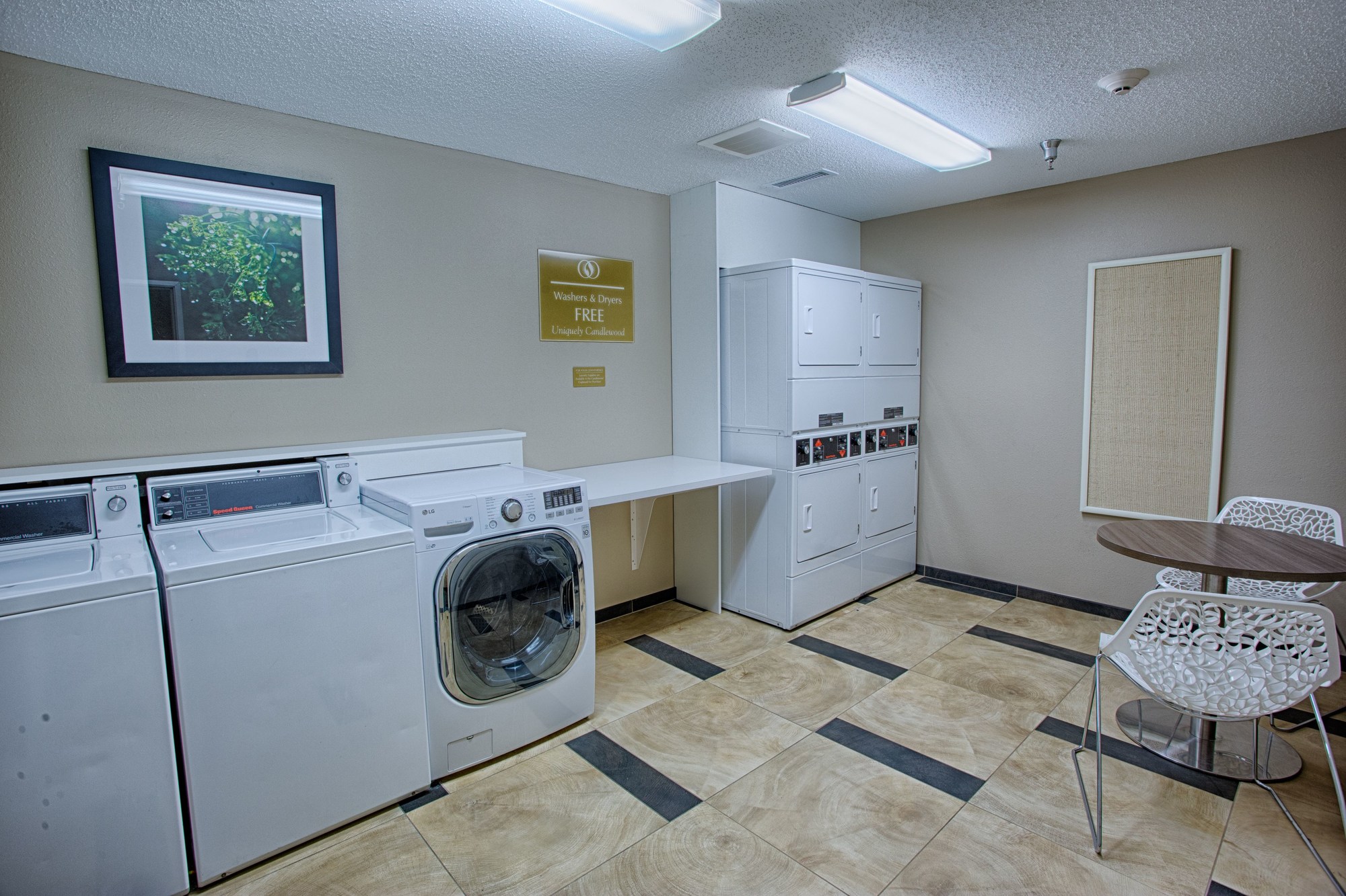 Candlewood Suites Fargo / North Dakota State University