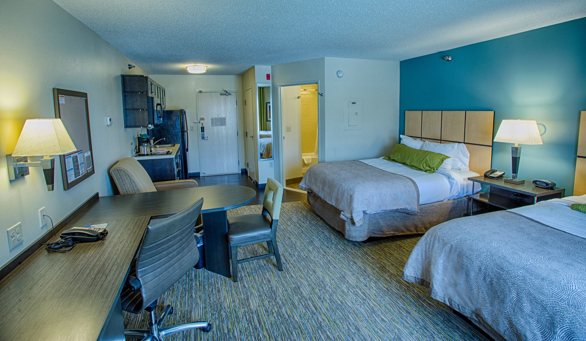 Candlewood Suites Fargo / North Dakota State University
