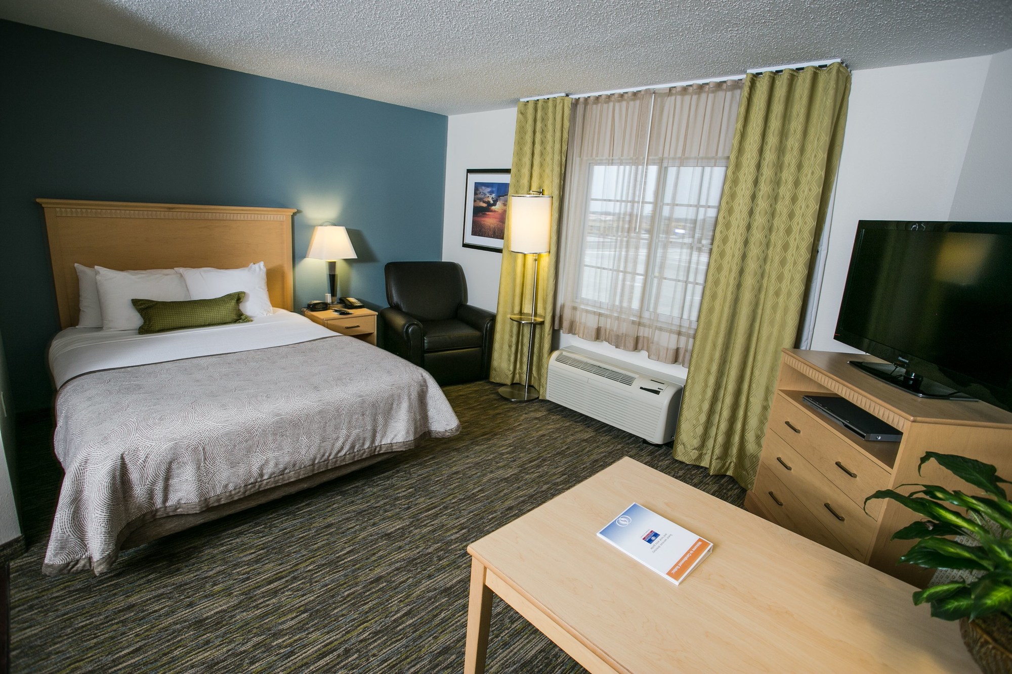 Candlewood Suites Fargo / North Dakota State University