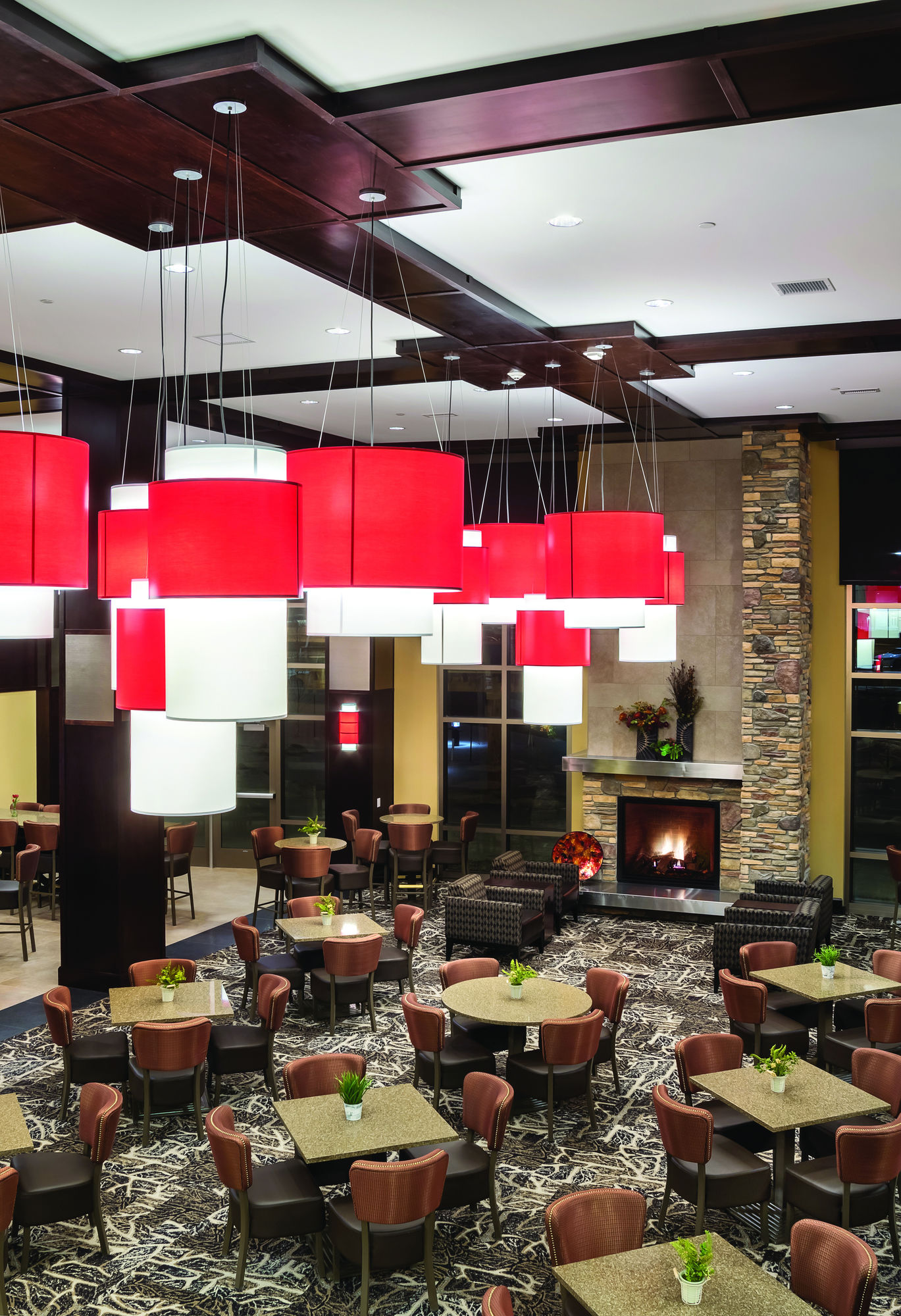 ClubHouse Hotel & Suites