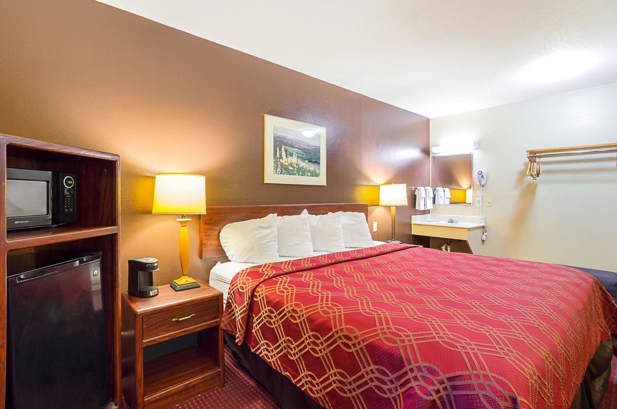 Americas Best Value Inn Fargo