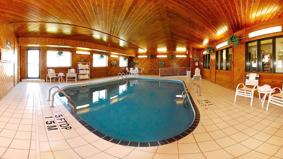 Econo Lodge West