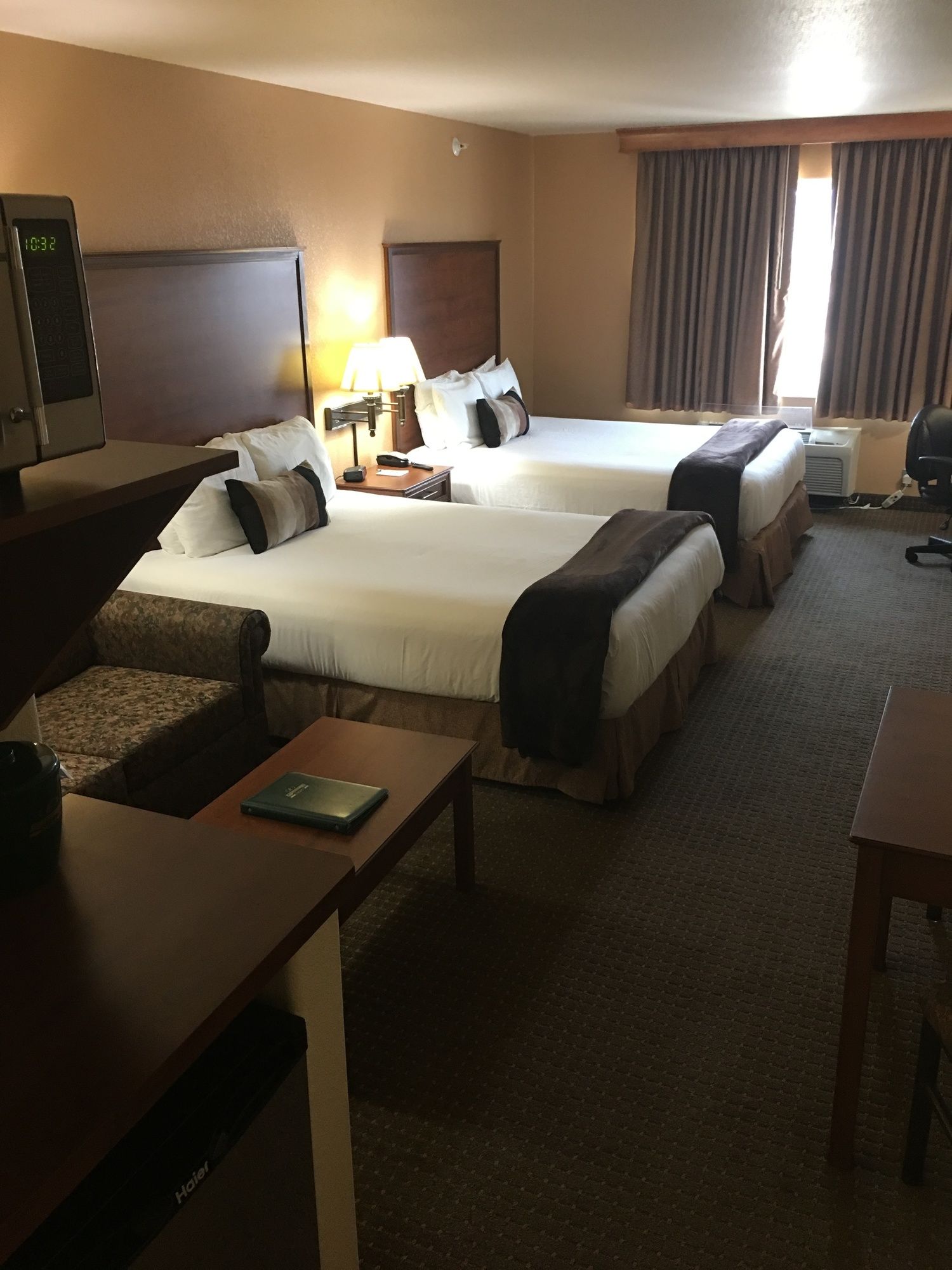 Expressway Suites of Fargo