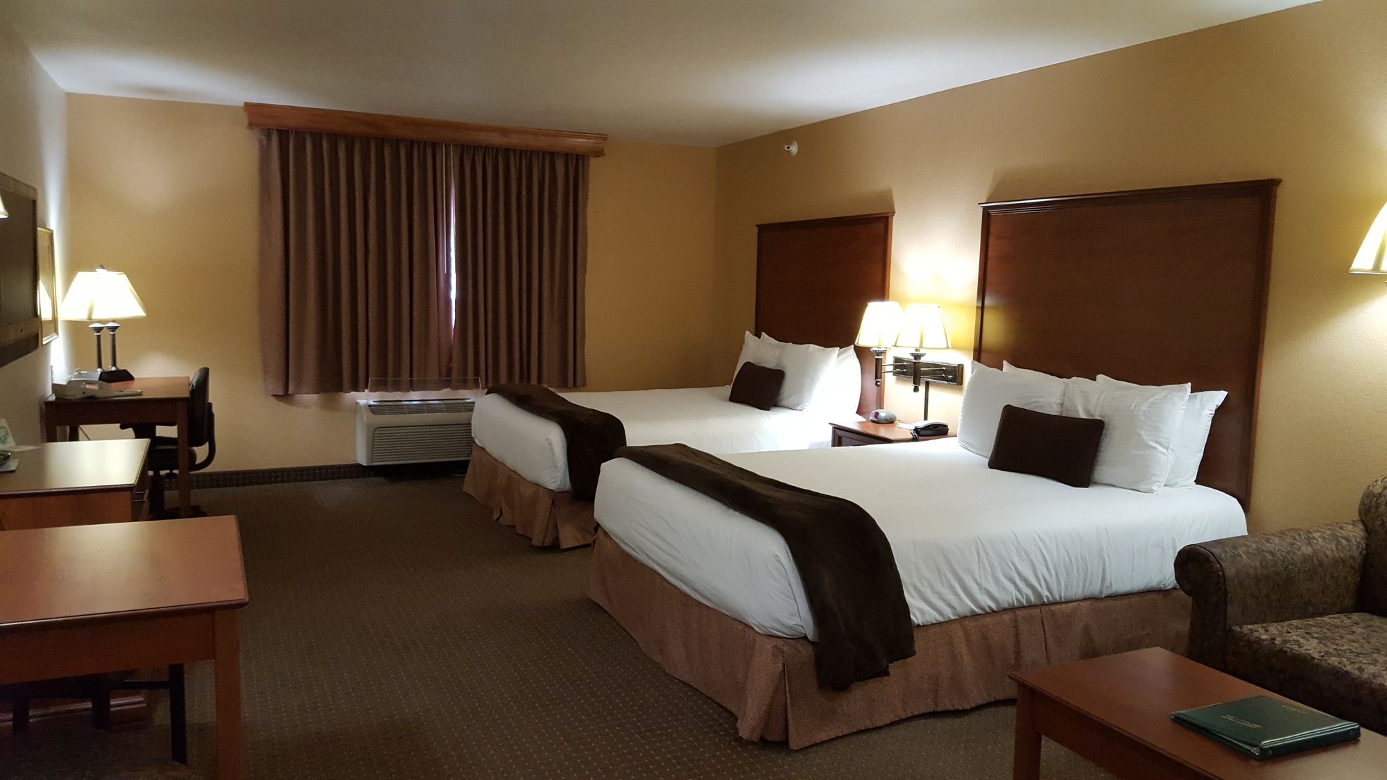 Expressway Suites of Fargo