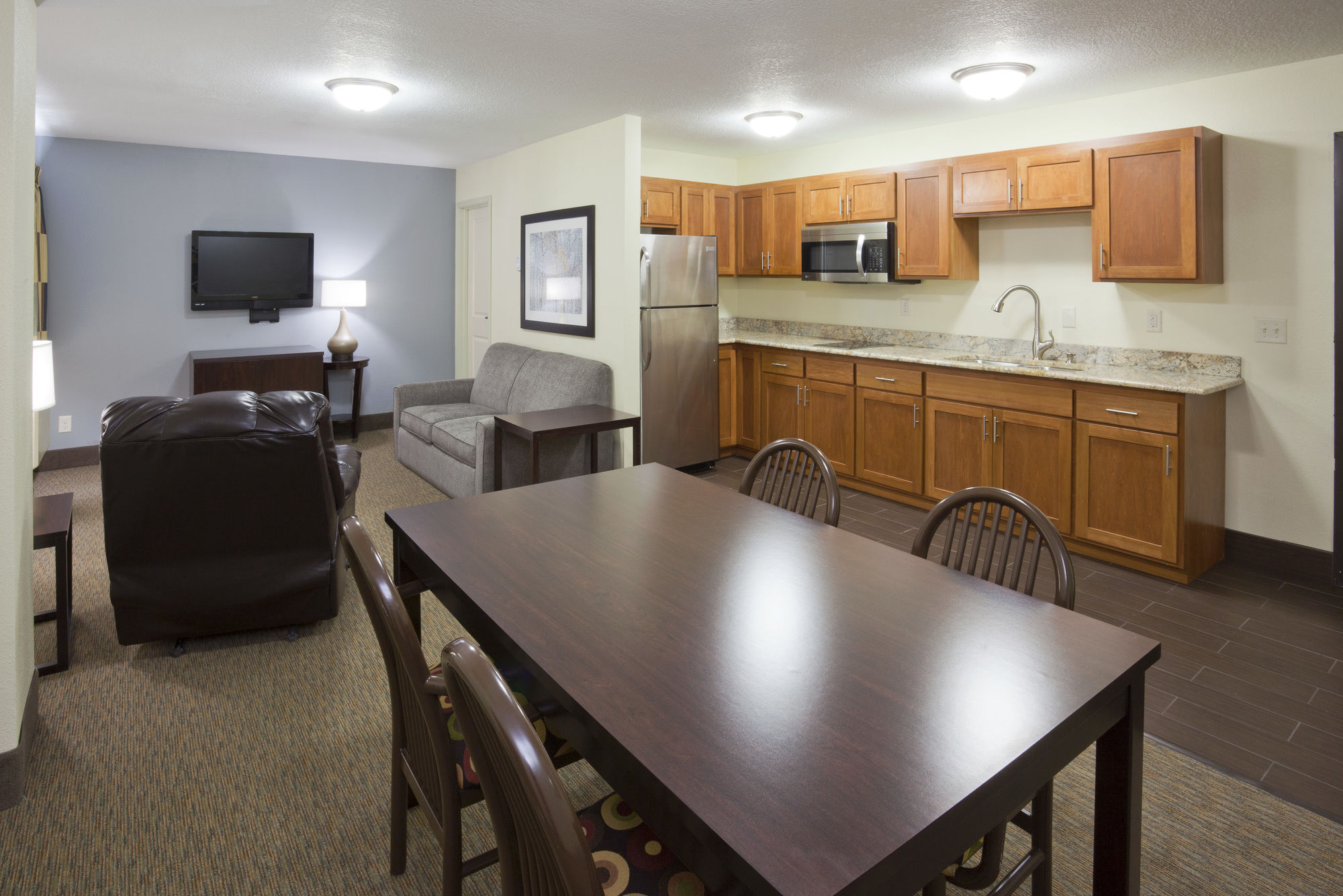 Fargo Inn & Suites