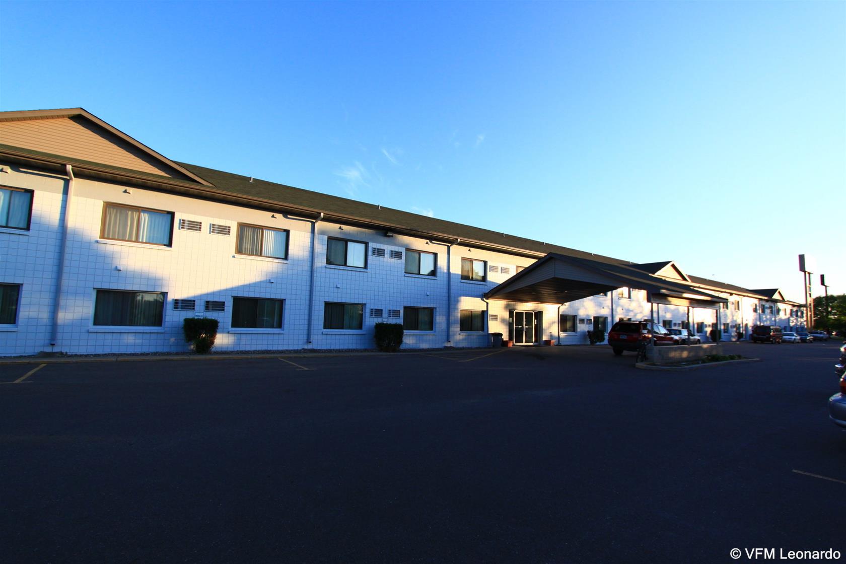 Grand Inn Fargo