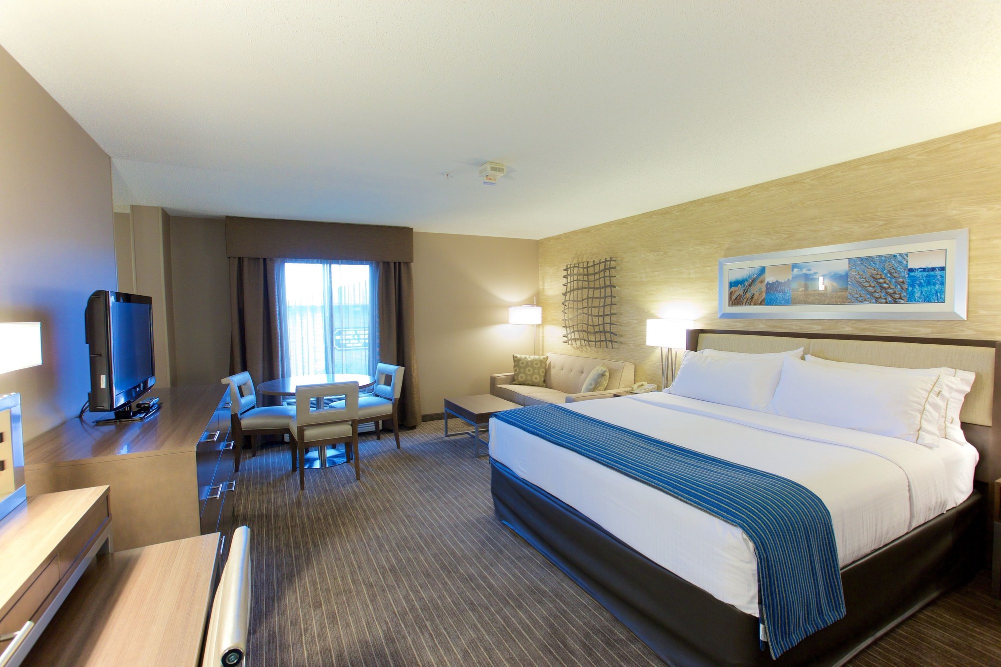 Holiday Inn Express Fargo - West Acres