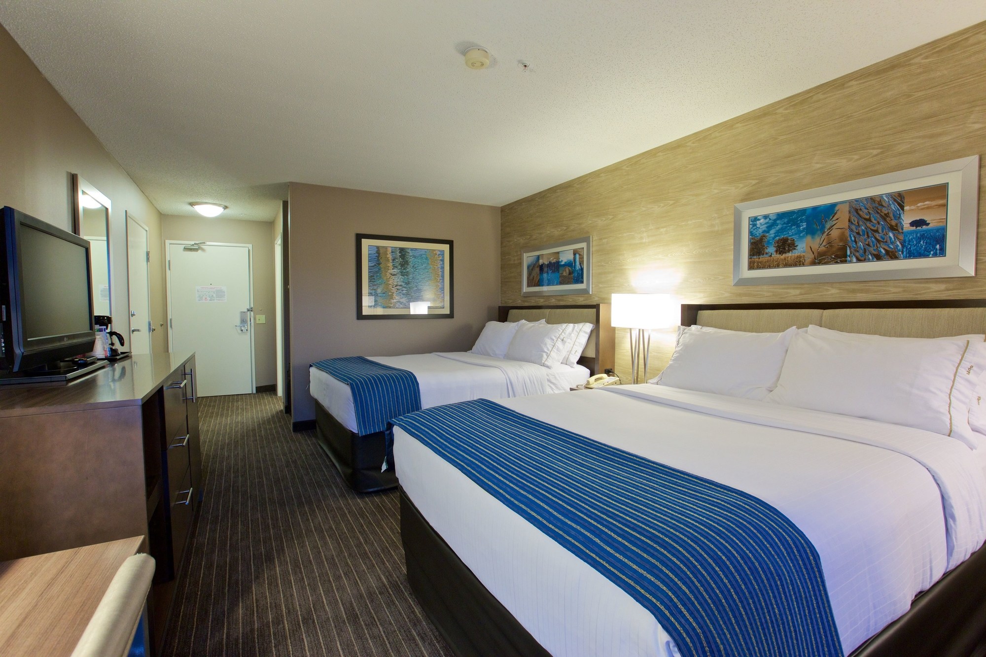 Holiday Inn Express Fargo - West Acres