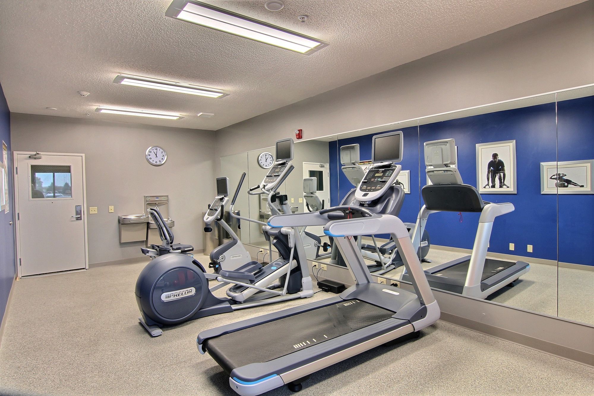 Holiday Inn Express Fargo - West Acres